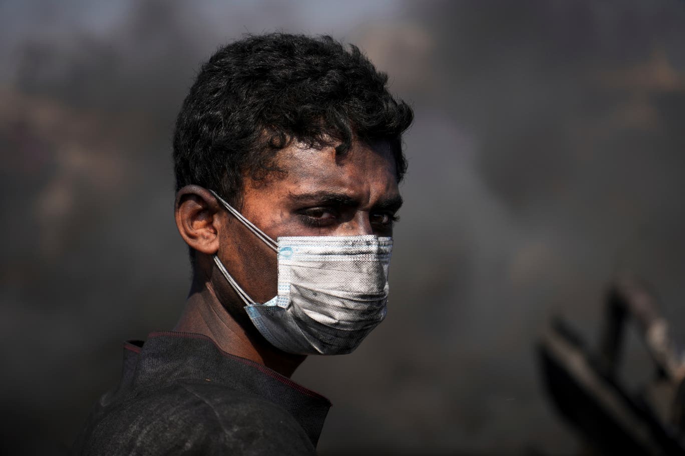 الإبادة البلاستيكية