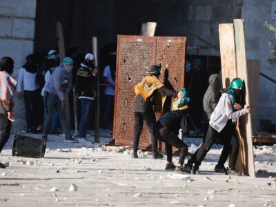 الأقصى في رمضان: اختبار آلة التصفية